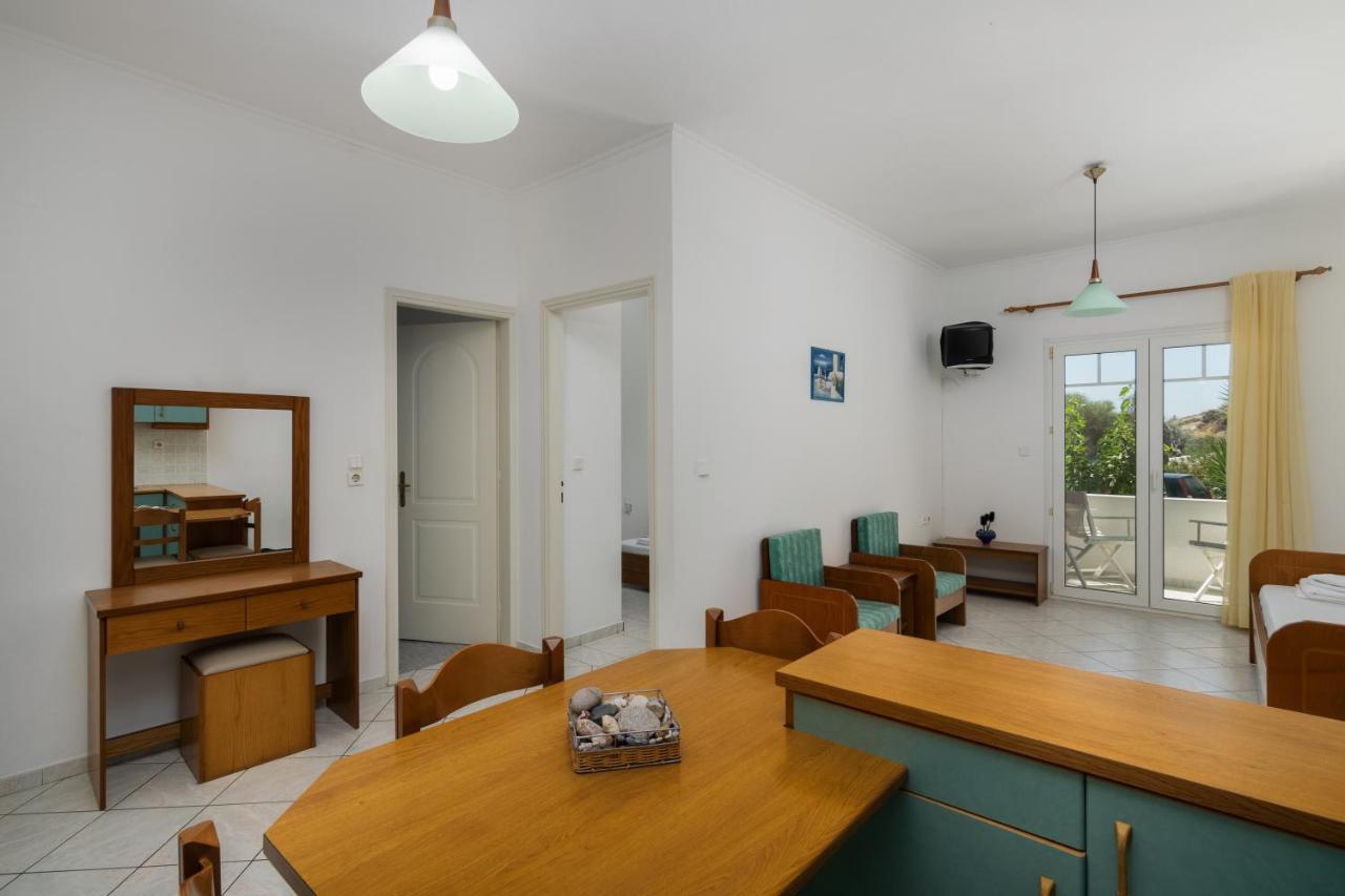 Tina'S Apartments Adamantas  ภายนอก รูปภาพ