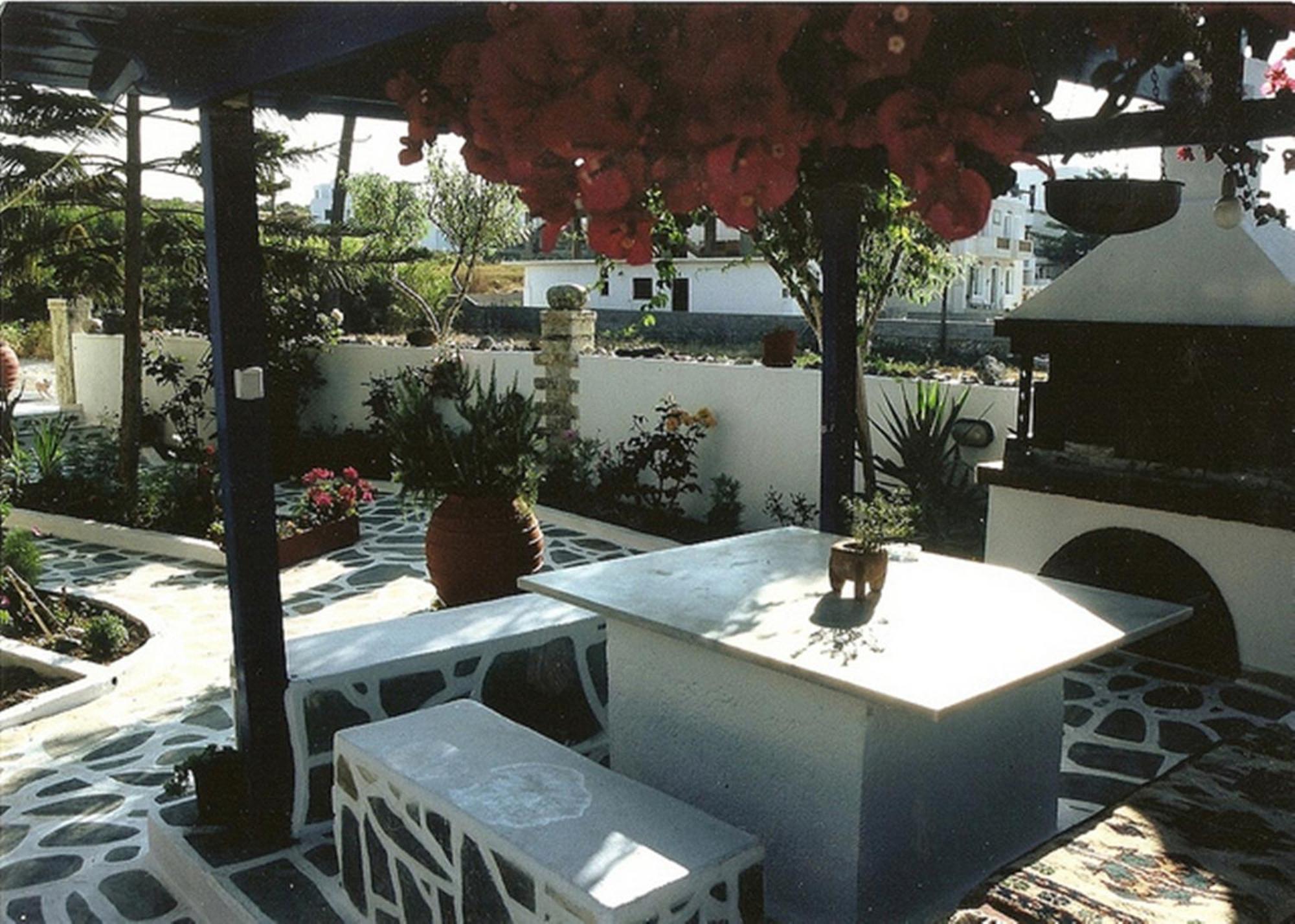 Tina'S Apartments Adamantas  ภายนอก รูปภาพ