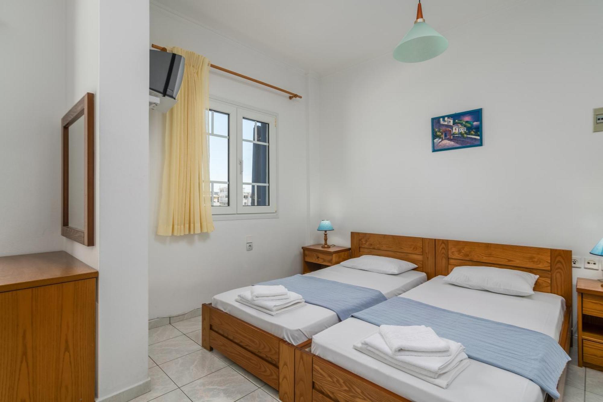 Tina'S Apartments Adamantas  ห้อง รูปภาพ